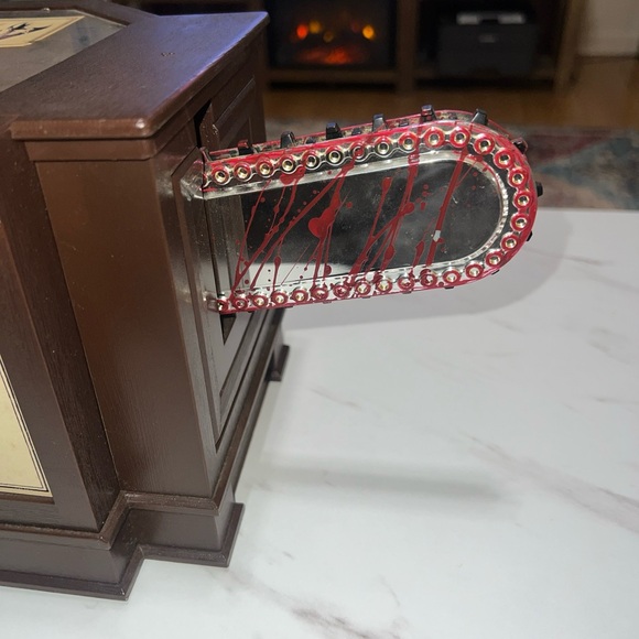 CAPCOM NubyTech - Resident Evil 4 Chainsaw Controller Sony PlayStation 2 - Picture 8 of 13